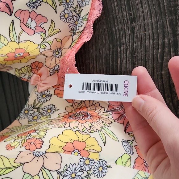 Adore Me Kati Contour Floral Bra - Pink and Cream - Picture 4 of 8